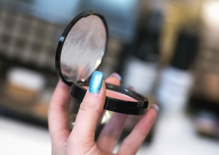 Best Makeup Mirror Black Friday Deals and Sales